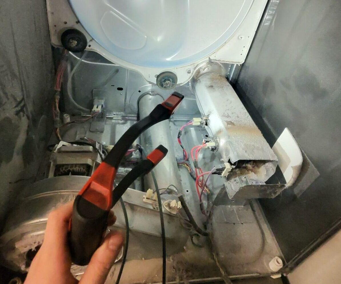 10 Signs Your Dryer Vent Needs Cleaning